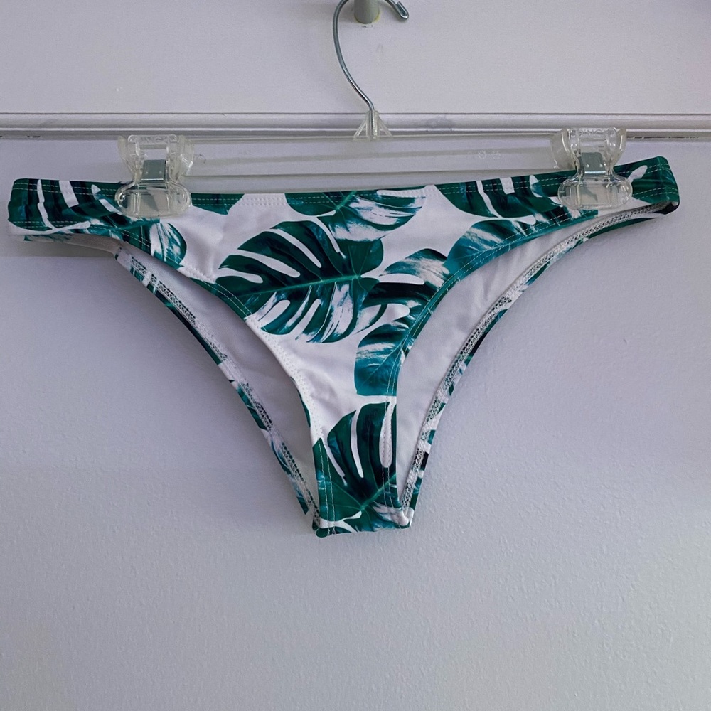 Bikini bottoms